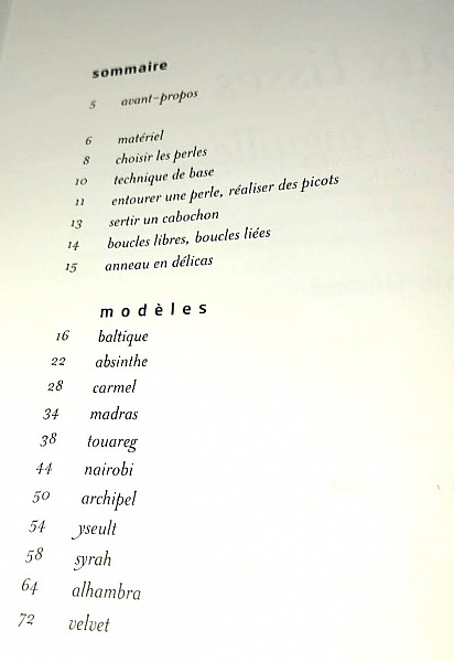 Livre bijoux tiss&eacute;s, perles &agrave; l'aiguille.