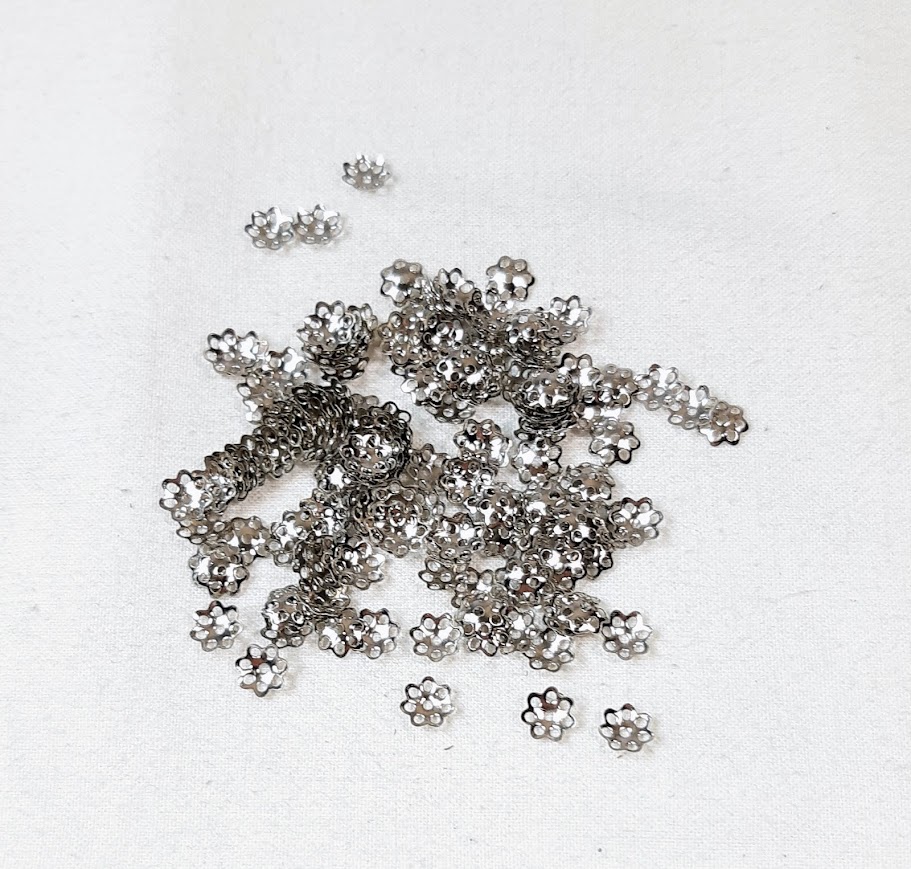 Lot de 30 coupelles m&eacute;tal diam&egrave;tre 5mm