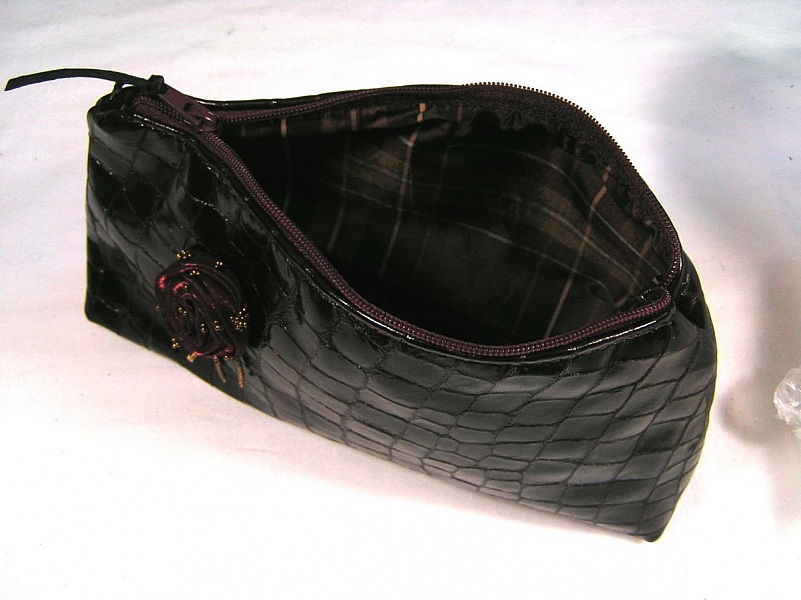 Sminkeetui, burgunderfarget